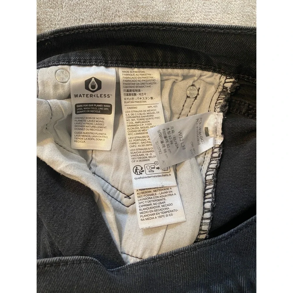 Levi's Jeans 32x36 Black 541 Athletic Taper Stretch WaterLess Denim Streetwear